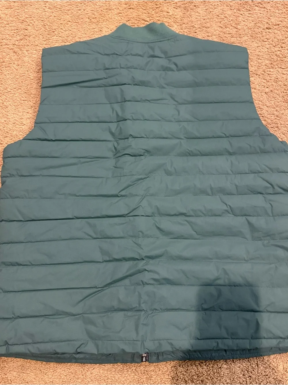 J.Crew Performance Vest Mens large Green Quilted Puffer Zip Pockets Lightweight